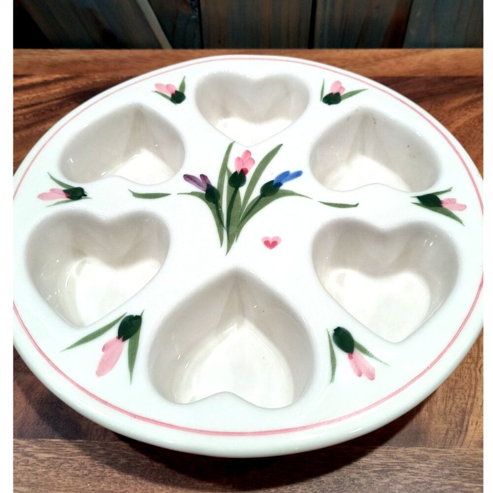 638. Cottage Heart Shaped Muffin Pan Clay Art
